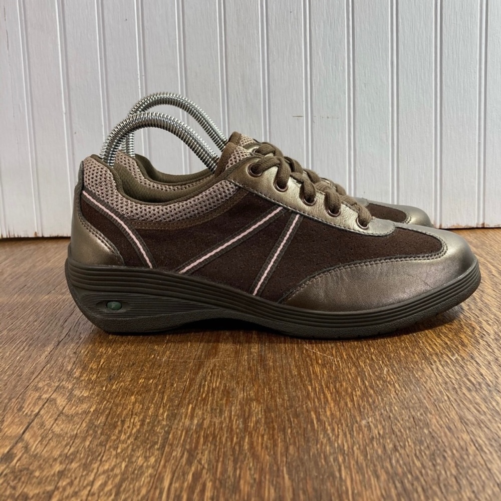 Grasshoppers Brown Suede/Copper Sneaker Wmn Sz 7.5